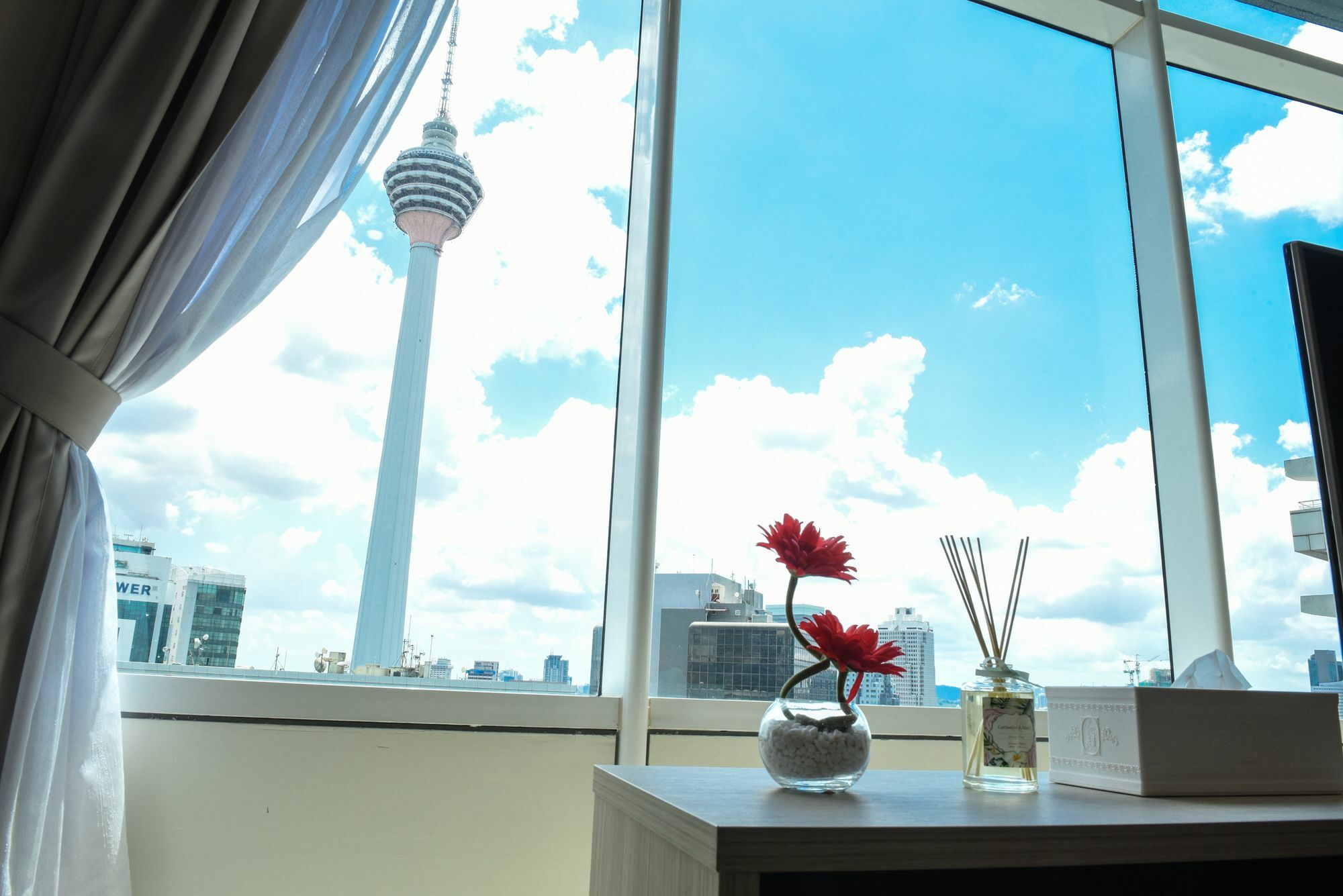 Klcc Service Apartments Kuala Lumpur Exterior photo